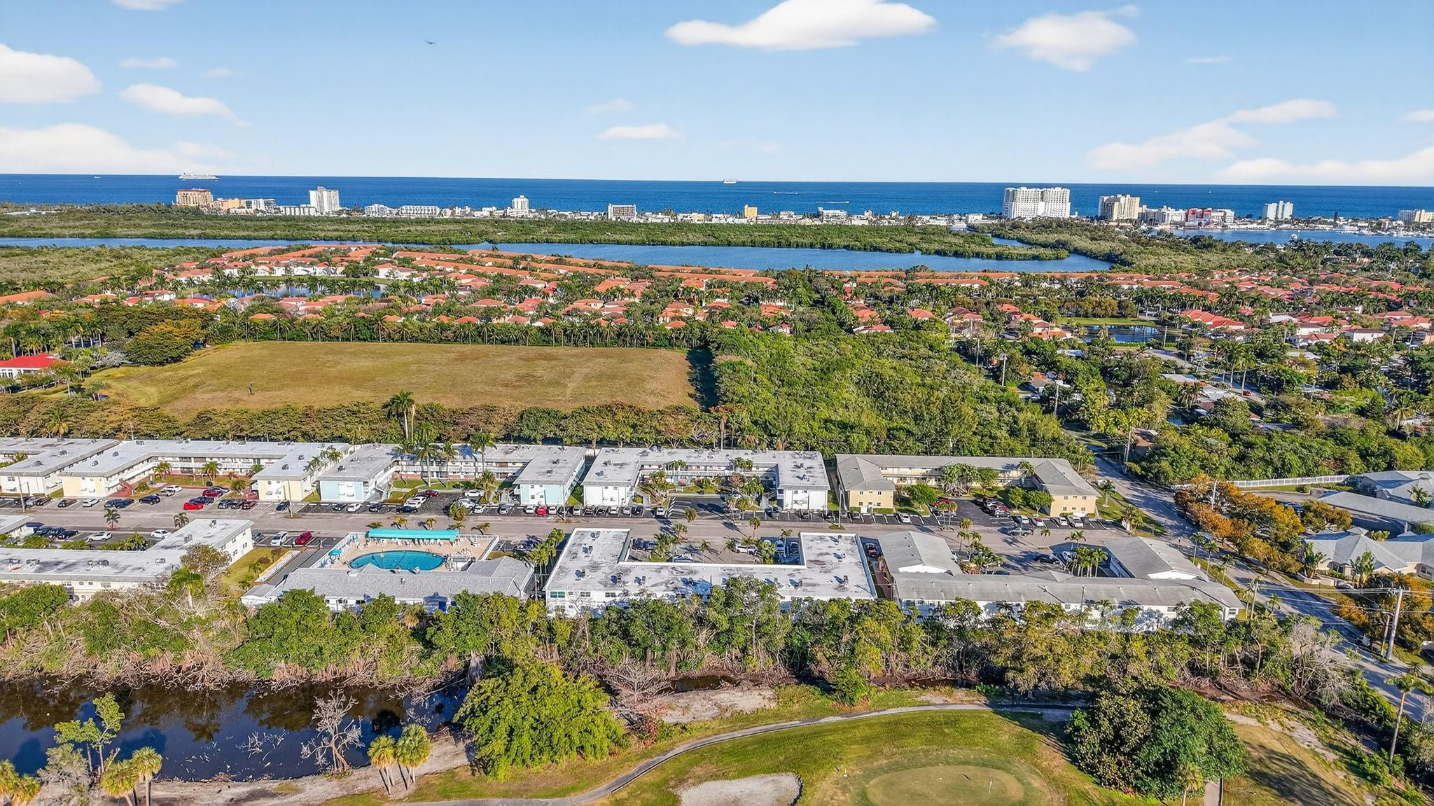 CRYSTAL COURT MANOR - Residential