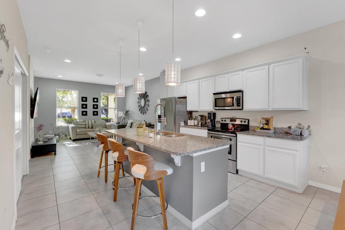 LAKESHORE AT NARCOOSSEE PH 1 - Residential