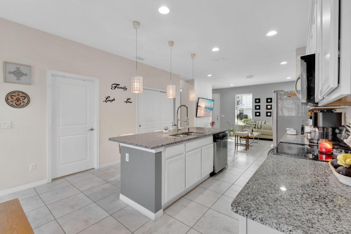 LAKESHORE AT NARCOOSSEE PH 1 - Residential