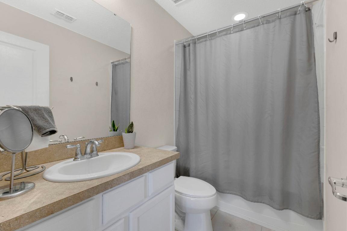 LAKESHORE AT NARCOOSSEE PH 1 - Residential