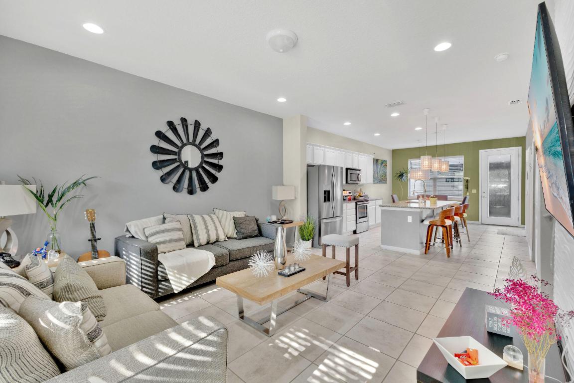 LAKESHORE AT NARCOOSSEE PH 1 - Residential