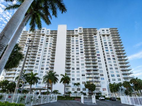 2801 NE 183rd Street Aventura FL 33160