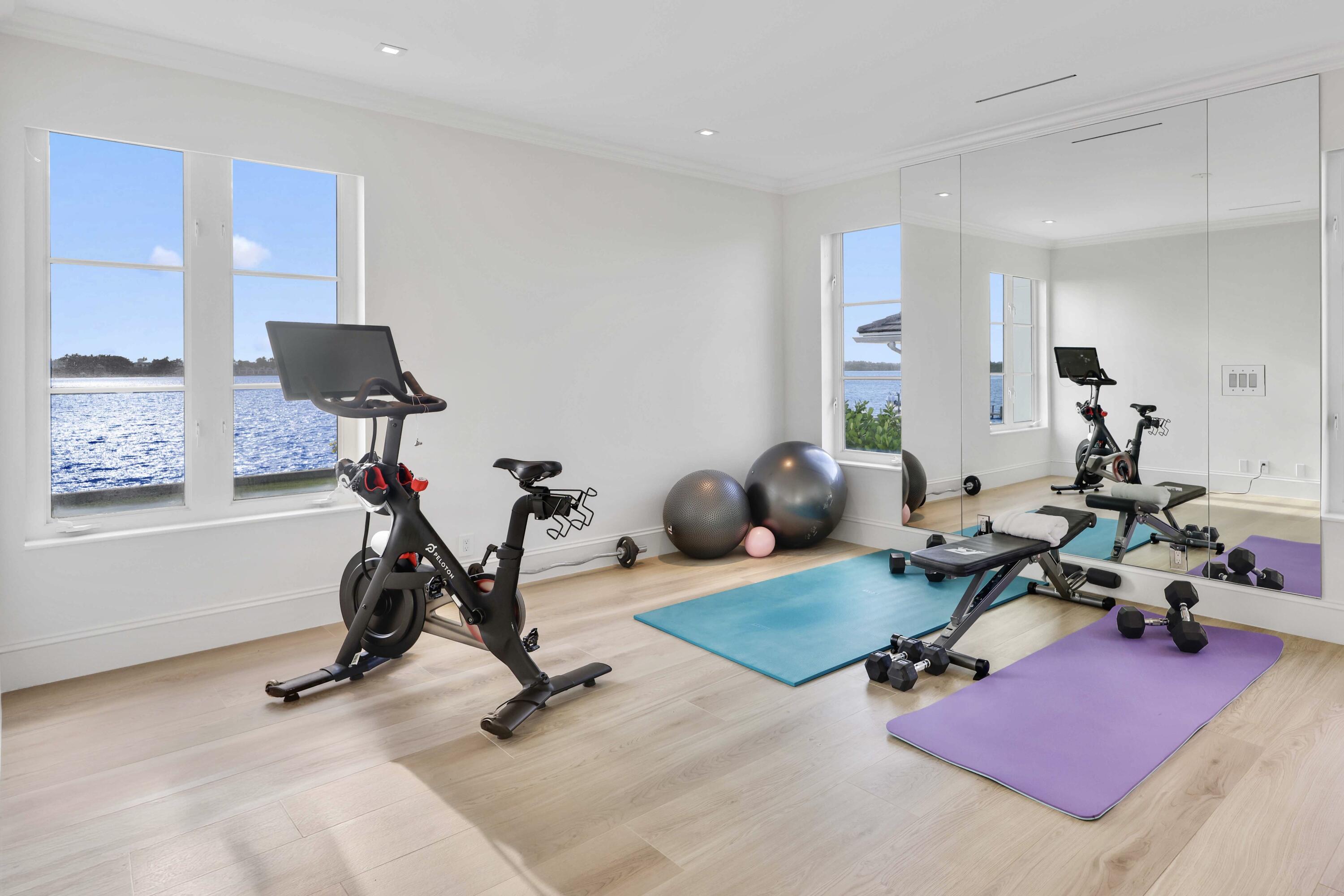 LITTLE RANCHES 1ST ADD - Residential