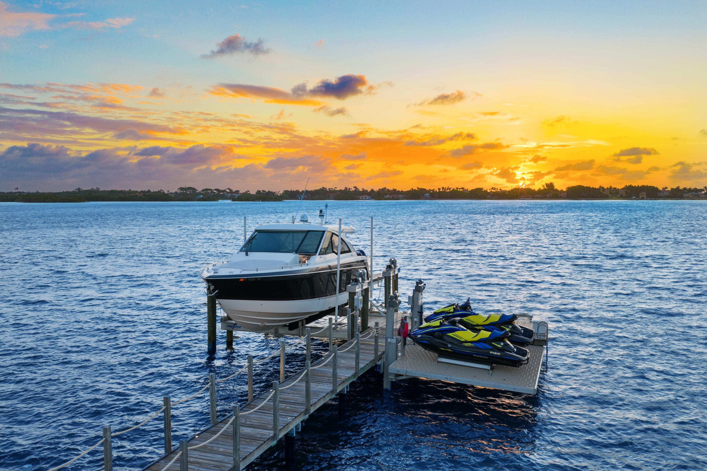 LITTLE RANCHES 1ST ADD - Residential