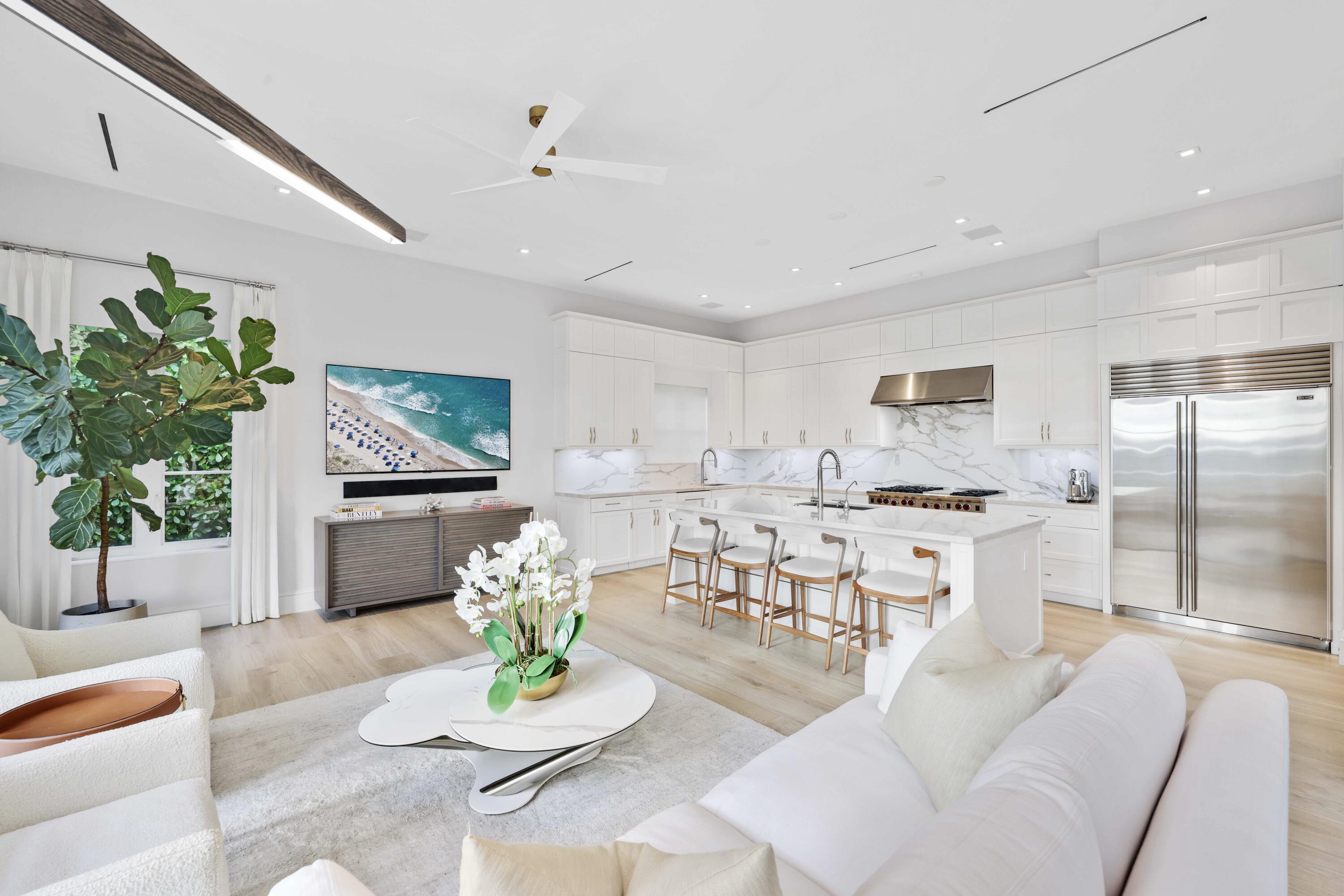 LITTLE RANCHES 1ST ADD - Residential