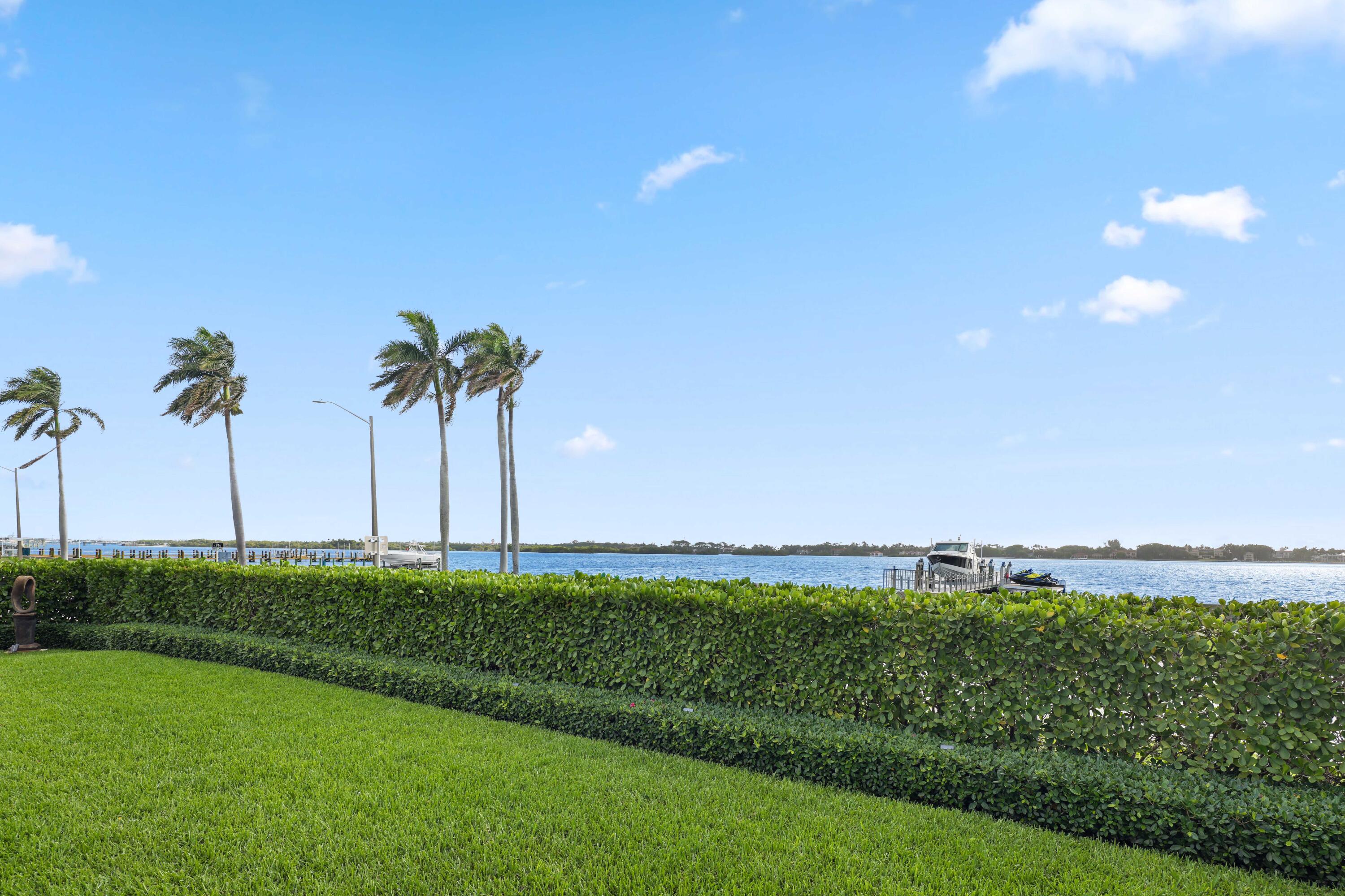 5501 S Flagler Drive