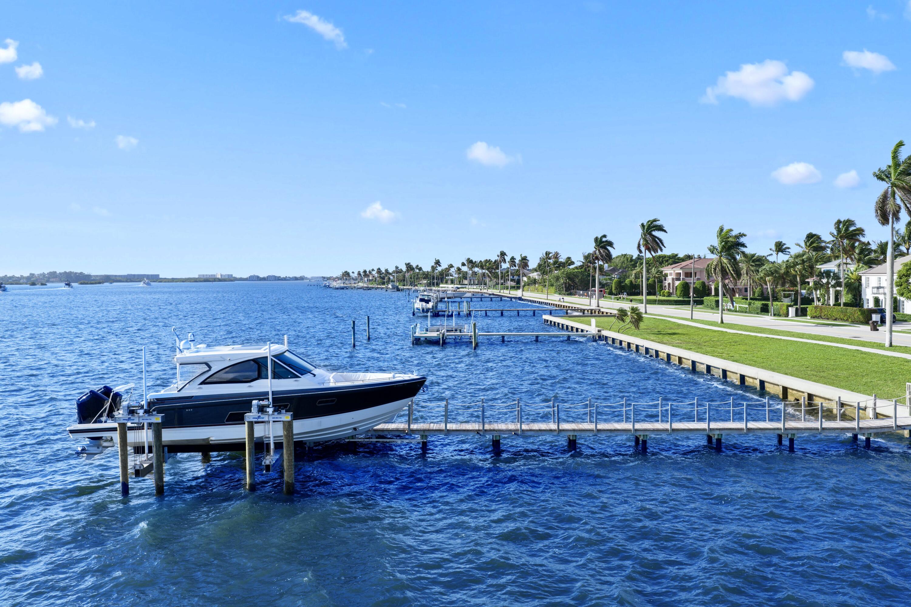 5501 S Flagler Drive