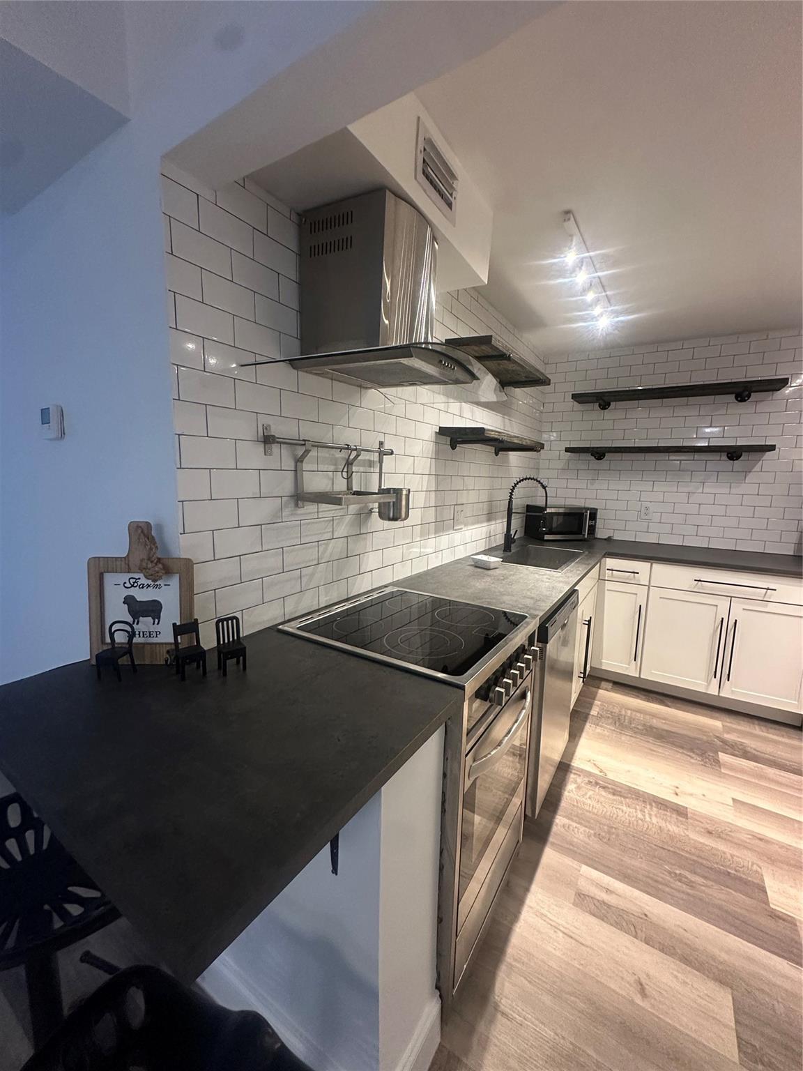 Spanish Oaks Condo - Residential Lease