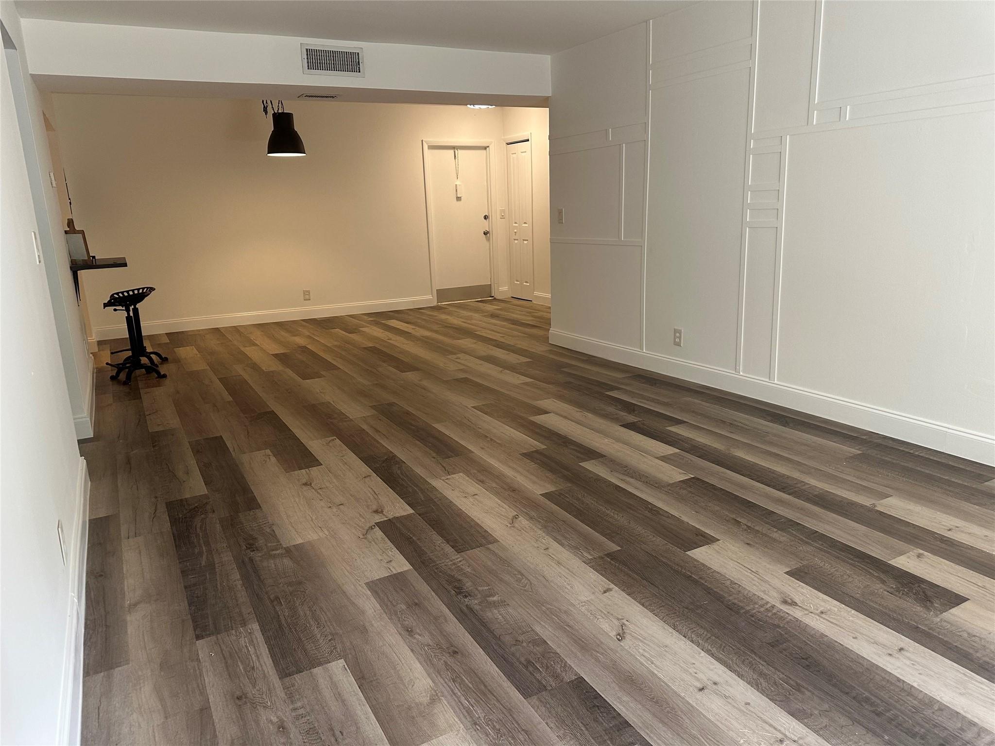 Spanish Oaks Condo - Residential Lease