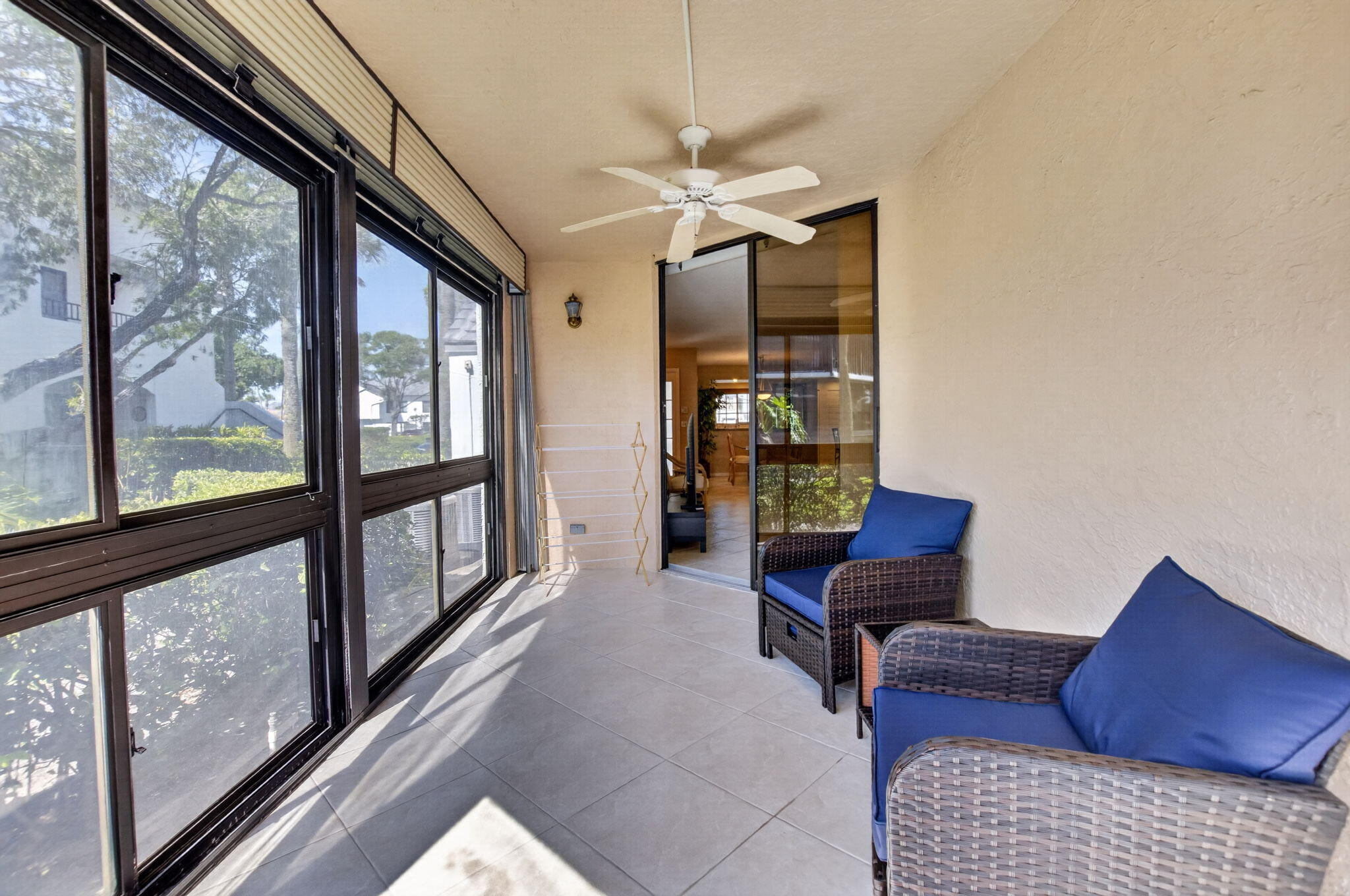 GLENEAGLES CONDO III - Residential Lease