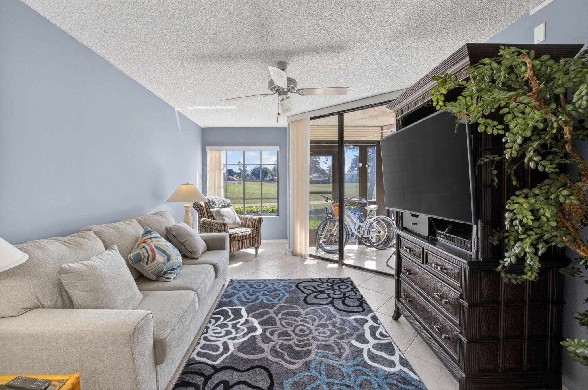 GLENEAGLES CONDO III - Residential Lease