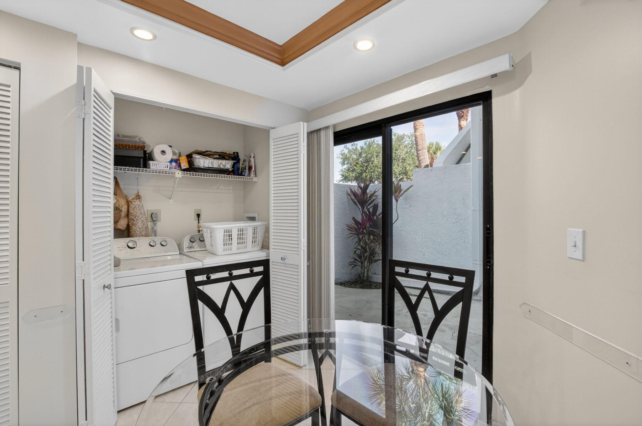 GLENEAGLES CONDO III - Residential Lease