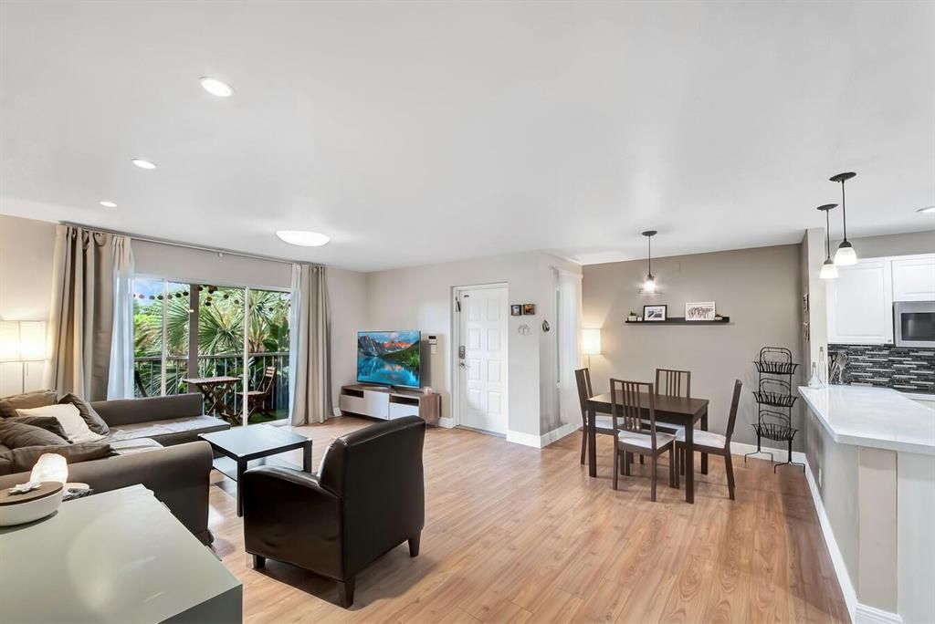 Photo of 13870 Oneida Drive #D2, Delray Beach, FL 33446 (MLS # R10756518)