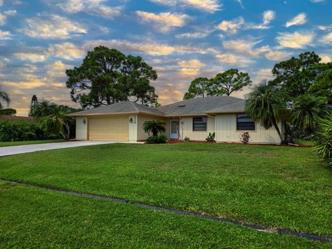 A home in Port St Lucie