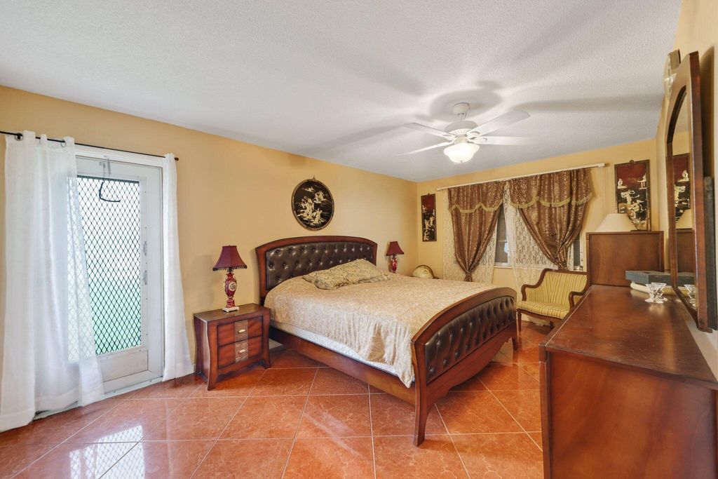Photo of 195 High Point Terrace E #D, Delray Beach, FL 33445 (MLS # R11129577)