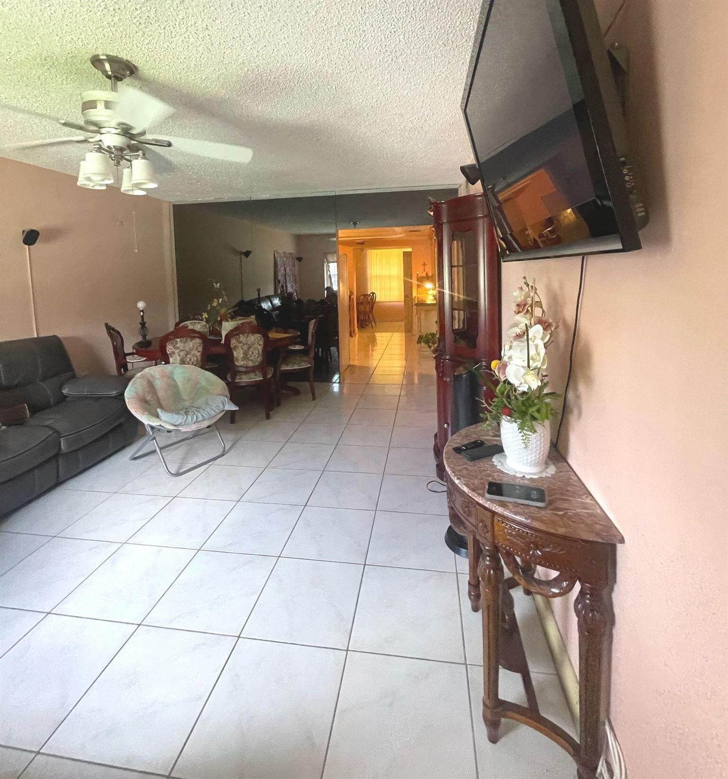 525 NE 126th Street