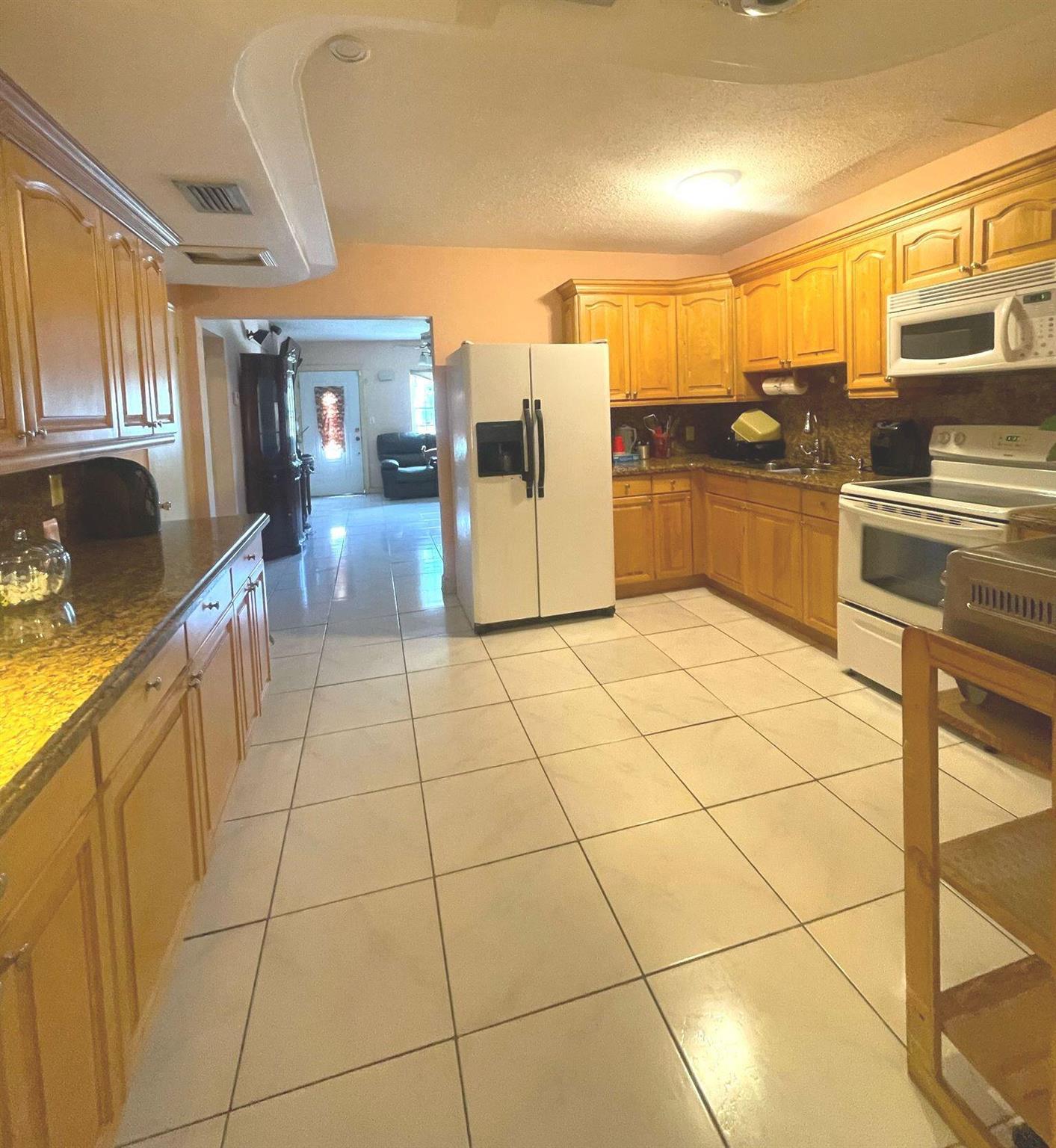 525 NE 126th Street
