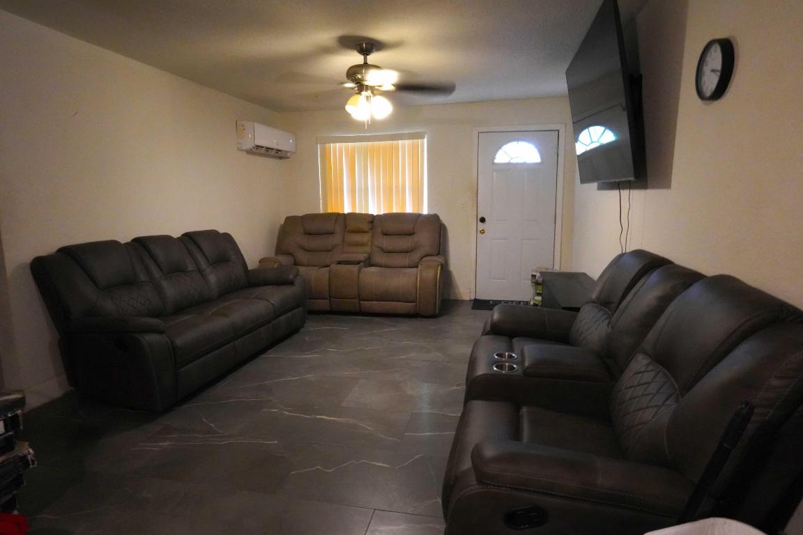 IRONS MANOR 5TH ADDN - Residential