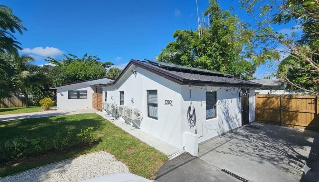 Photo of 1202 NE 3rd Ave, Fort Lauderdale, FL 33304 (MLS # F10541362)