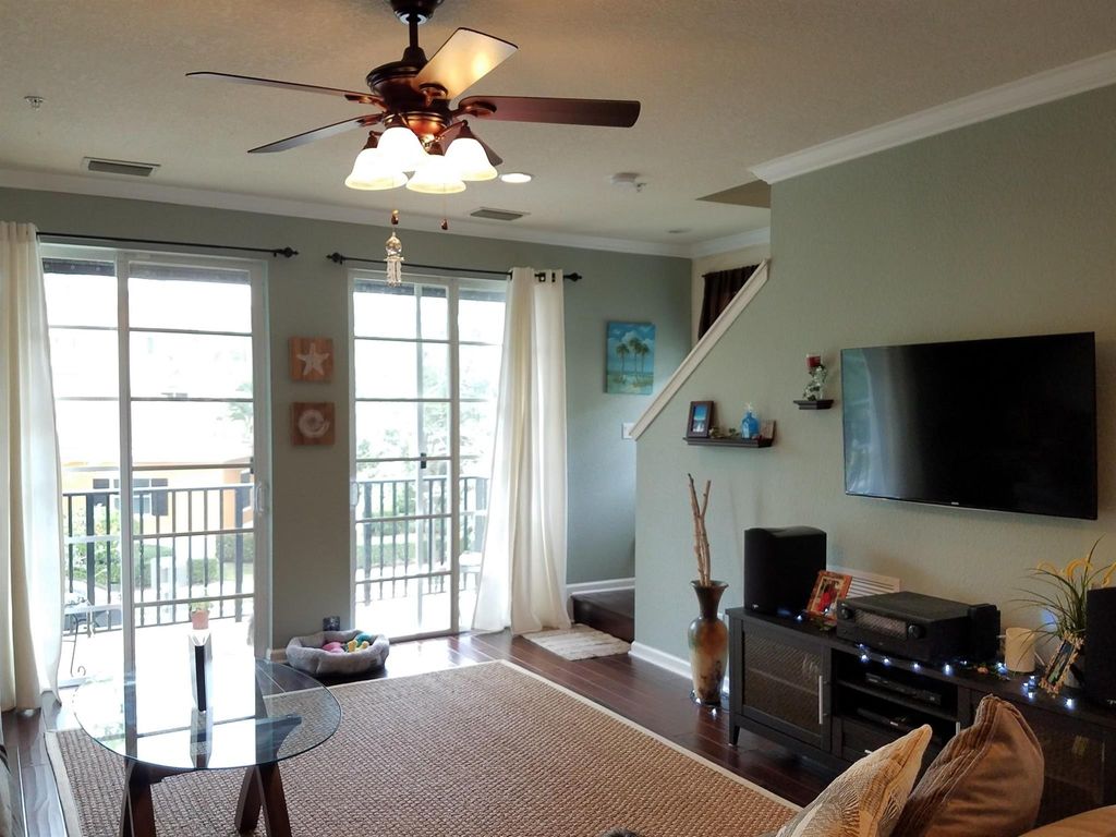 Photo of 132 Greenwich Circle #132, Jupiter, FL 33458 (MLS # R10968535)