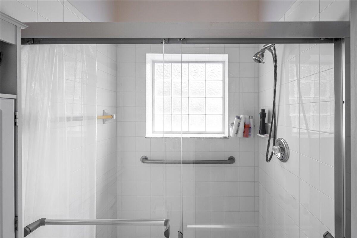 KINGS ISLE PH VII-A REPLA - Residential