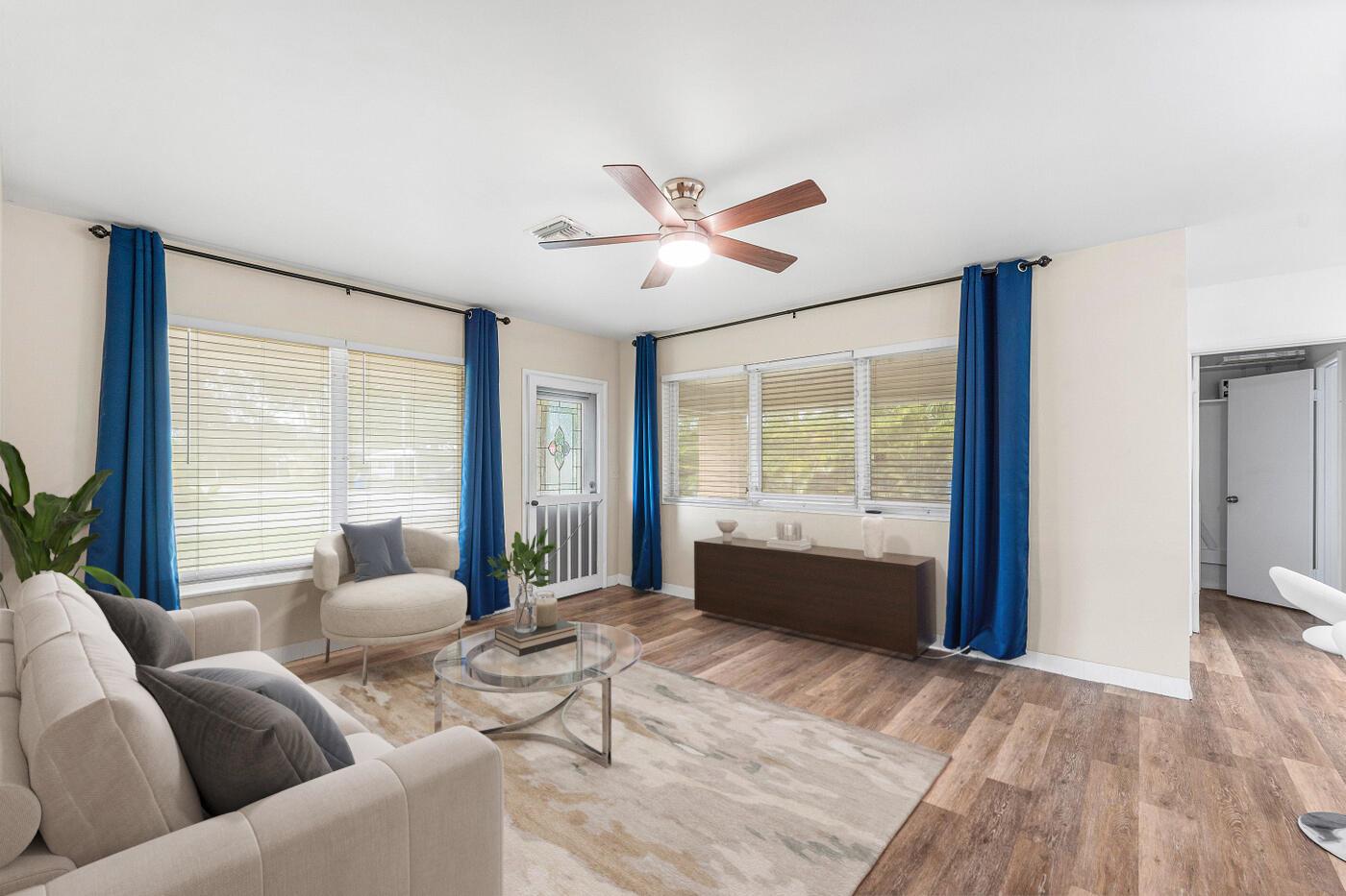 GARDEN ACRES - Residential