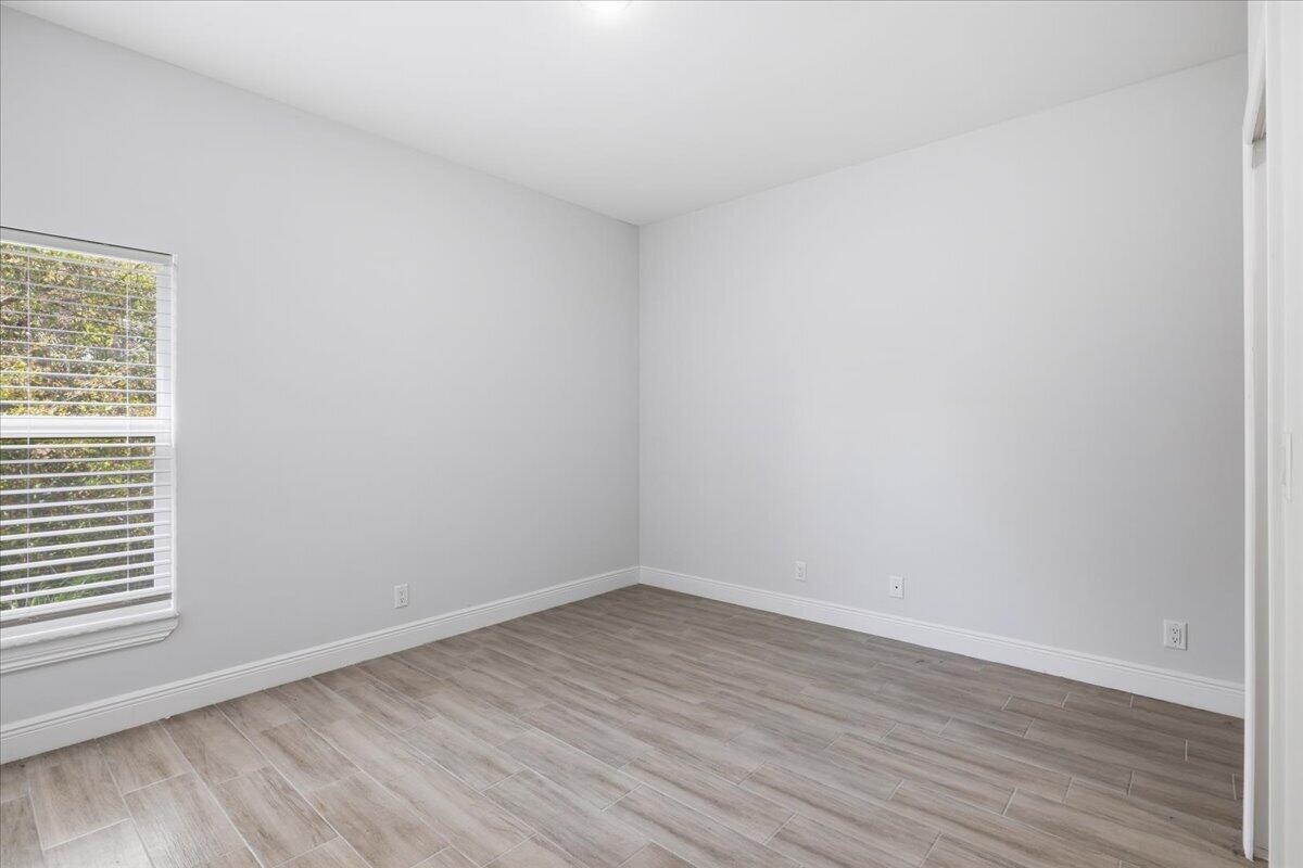 OSLO PARK UNIT NO 4 - Residential