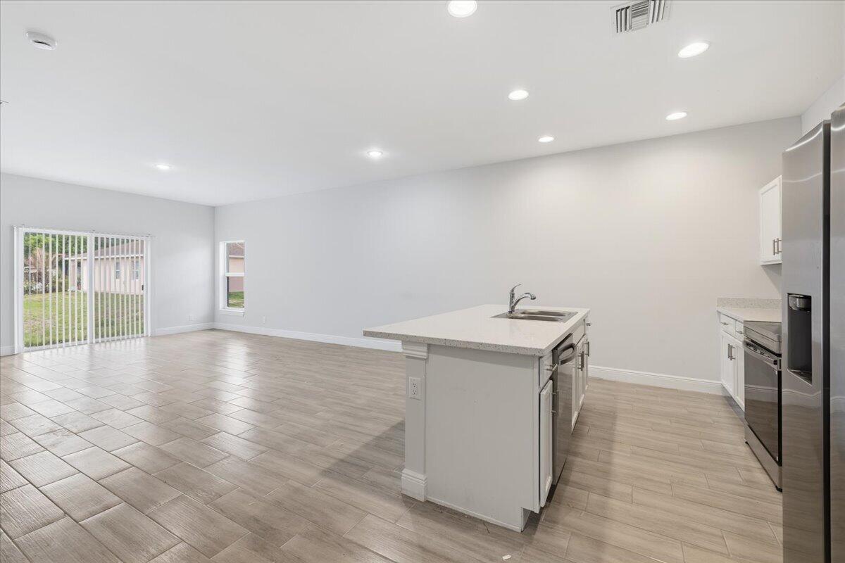 OSLO PARK UNIT NO 4 - Residential