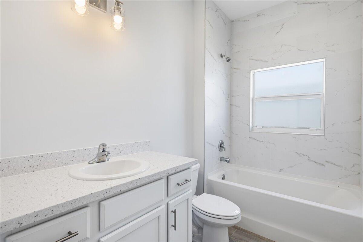 OSLO PARK UNIT NO 4 - Residential