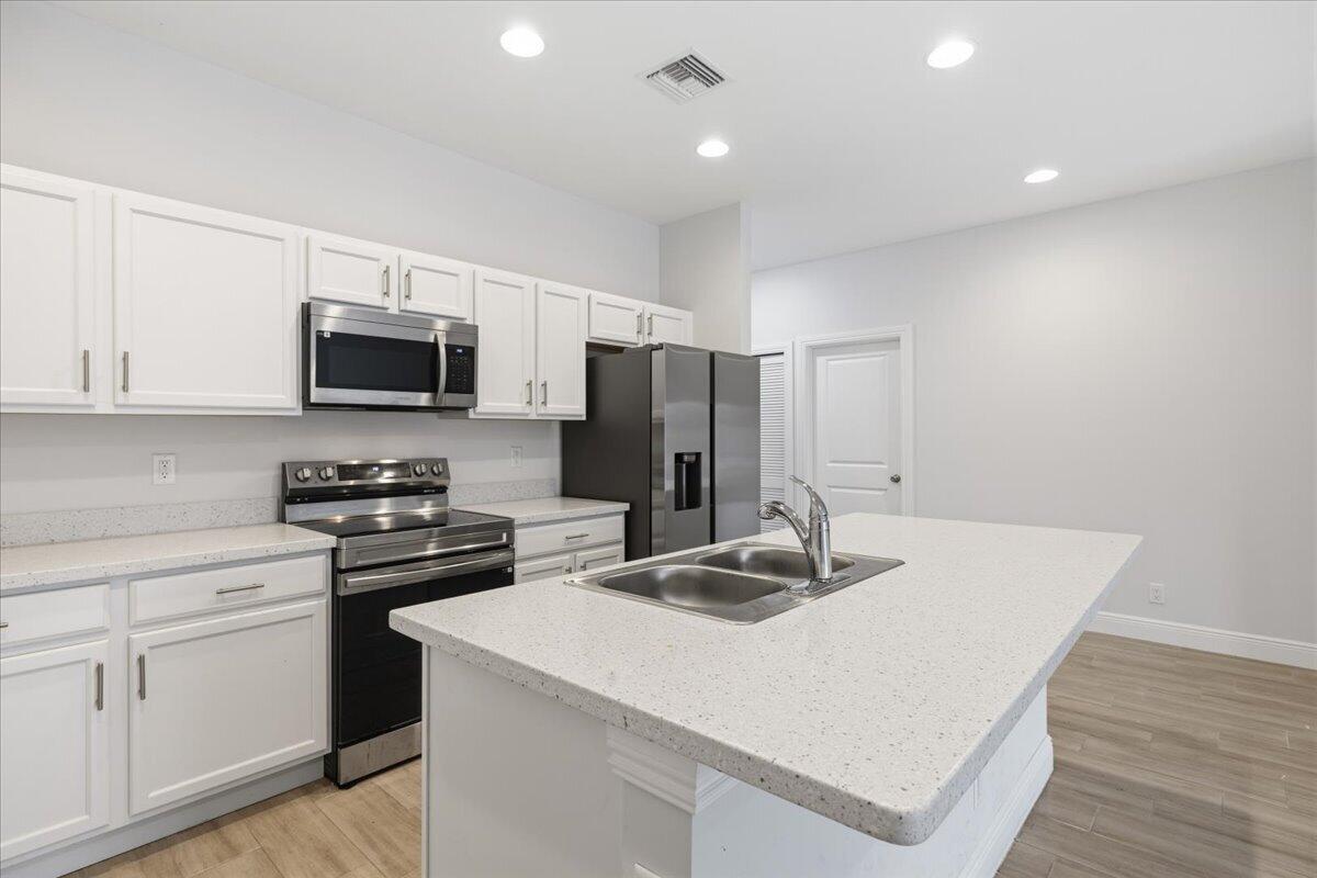 OSLO PARK UNIT NO 4 - Residential