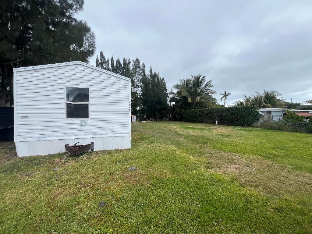 Photo of 2751 SE Janet Street, Stuart, FL 34997 (MLS # R10984146)