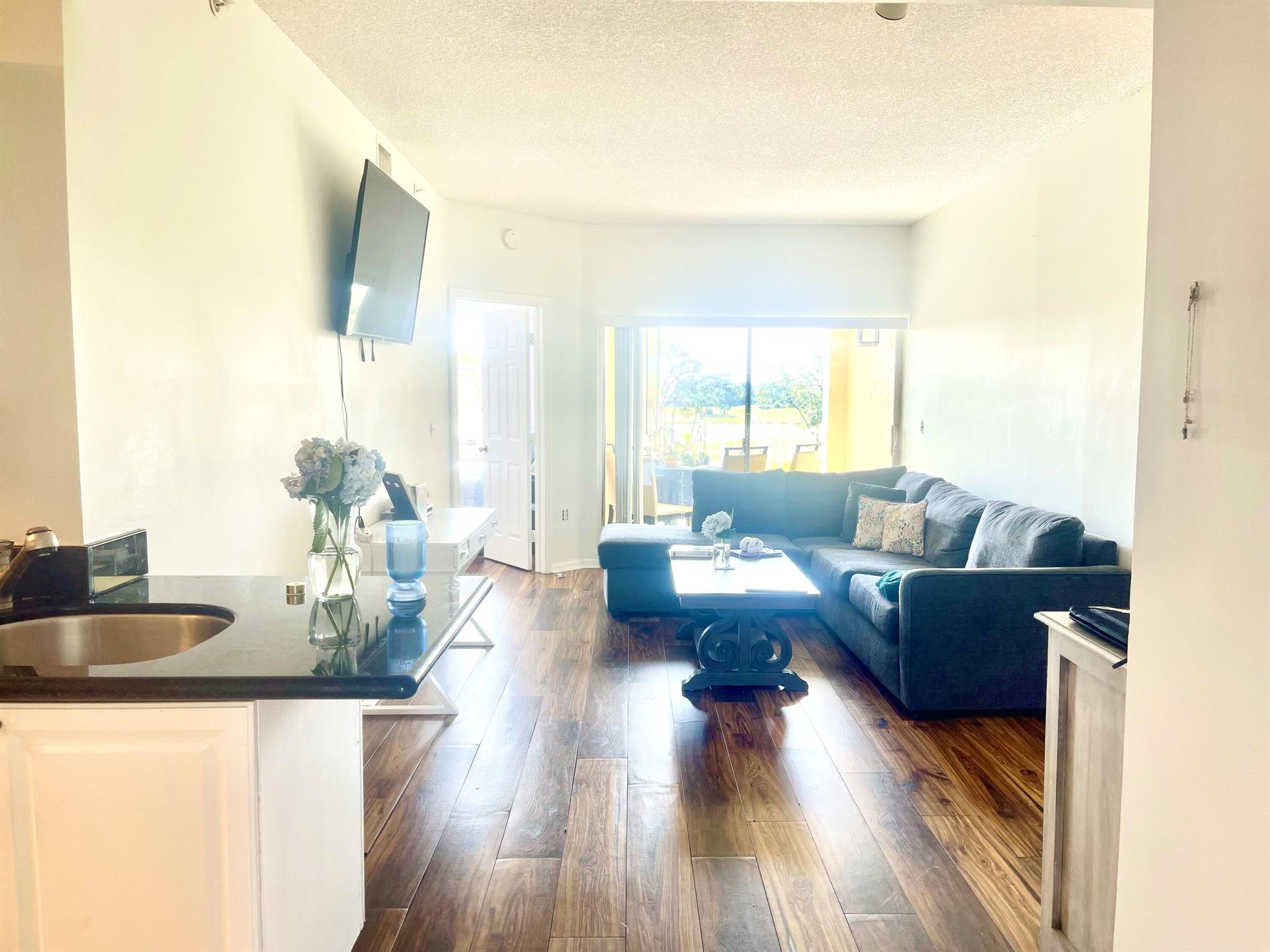 Properties 2080 Greenview Shores Boulevard 421
