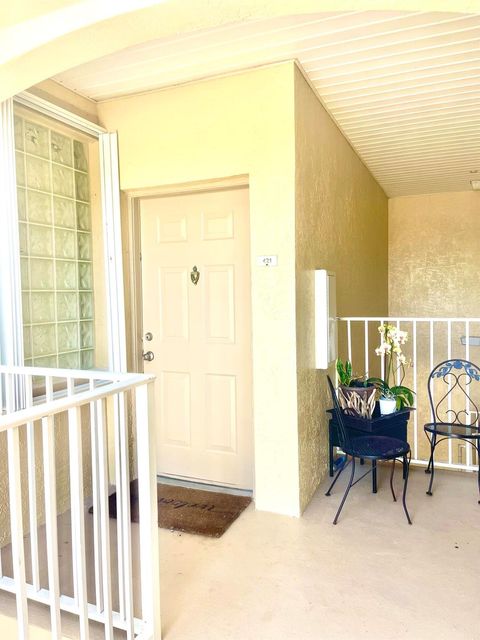 2080 Greenview Shores Boulevard 421 Wellington FL 33414