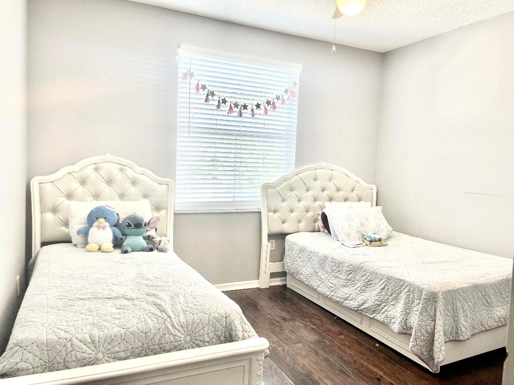 ARISSA PLACE CONDO - Residential