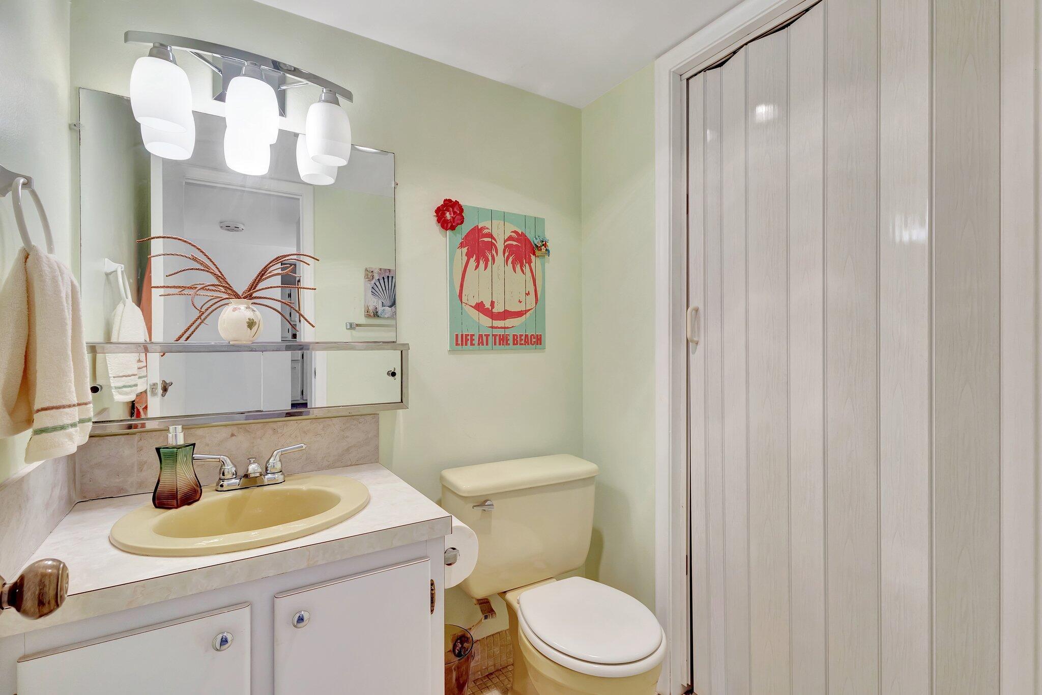 CENTURY VILLAGE PLYMOUTH - Residential