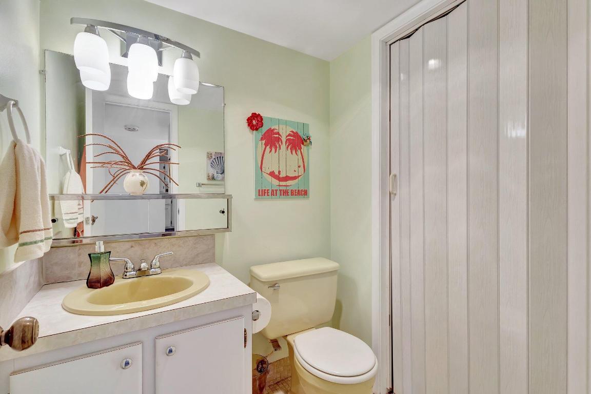 CENTURY VILLAGE PLYMOUTH CONDOS A TO F - Residential