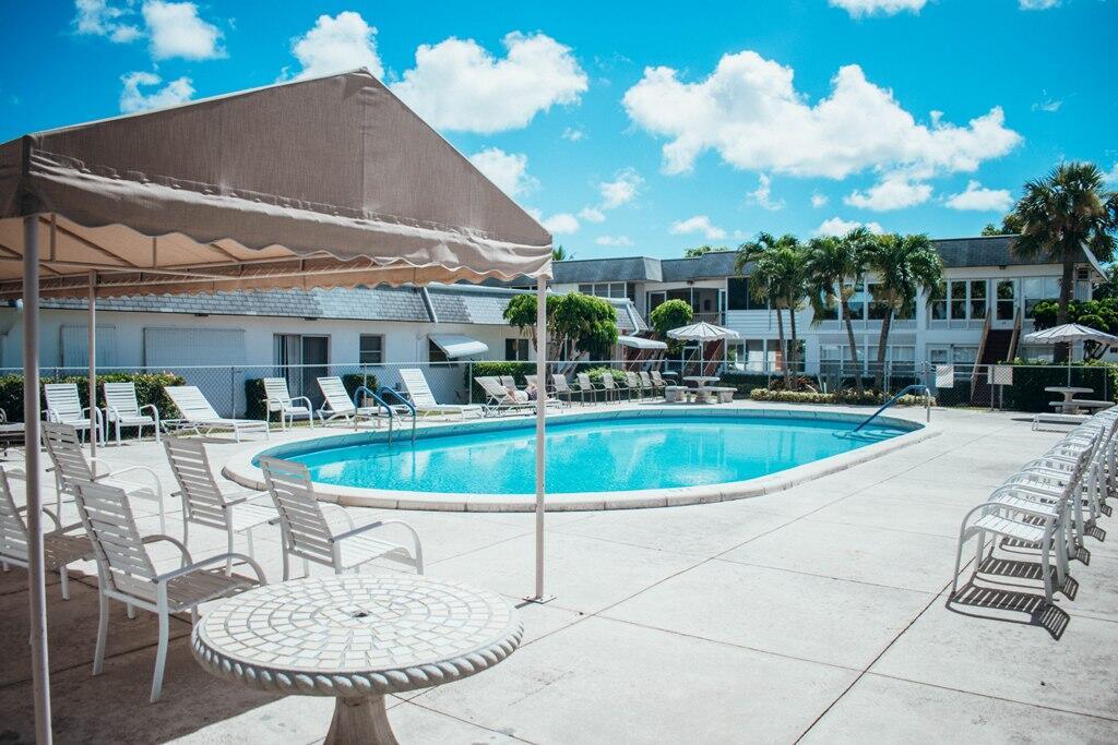 CENTURY VILLAGE PLYMOUTH - Residential