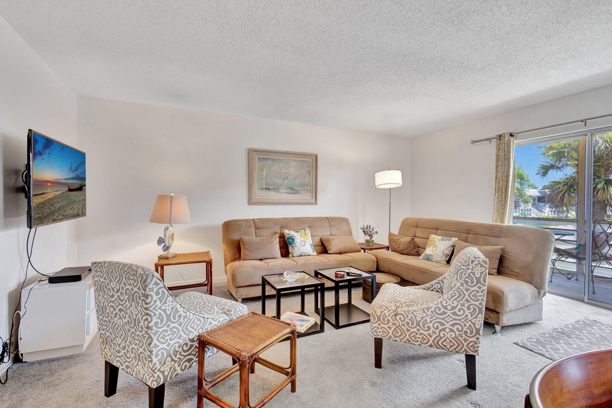 CENTURY VILLAGE PLYMOUTH - Residential