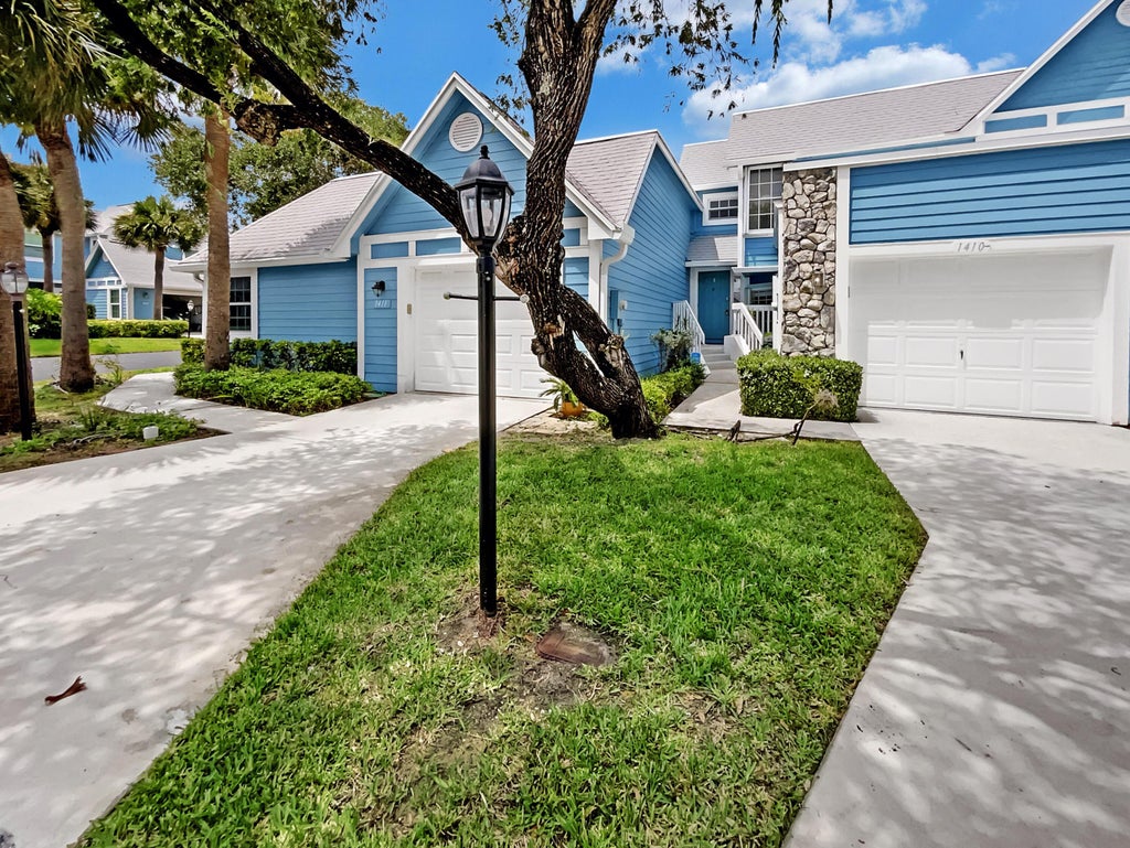 Photo of 1410 Ocean Dunes Circle, Jupiter, FL 33477 (MLS # R11013814)