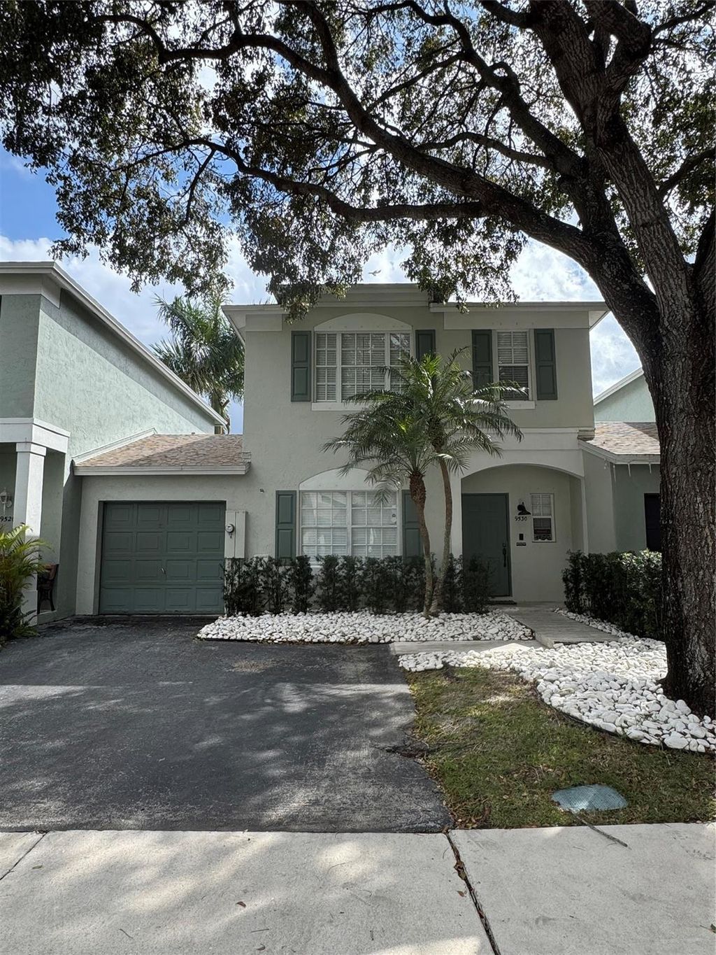 Photo of 9530 E Plum Harbor Way, Tamarac, FL 33321 (MLS # F10555217)
