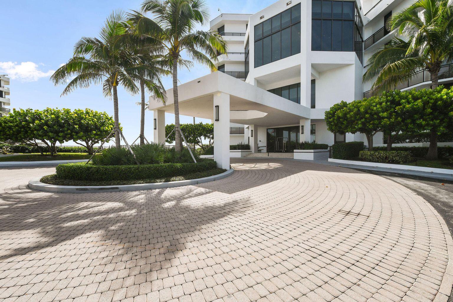 PALM BEACH HAMPTON CONDO - Residential