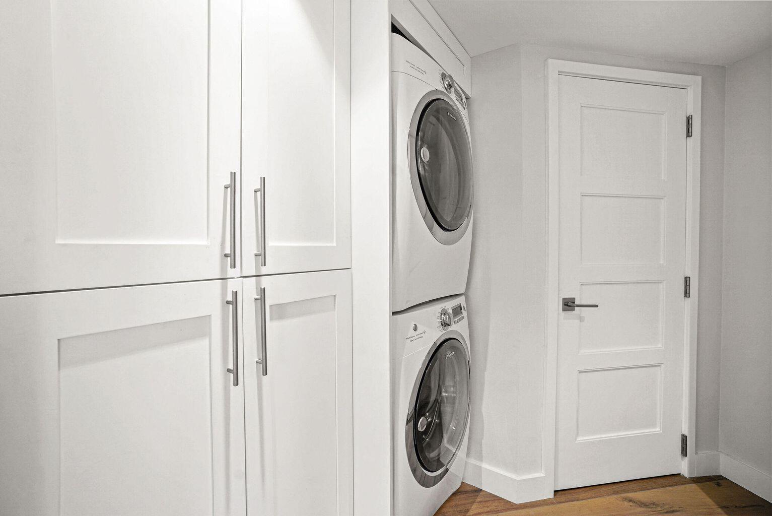 PALM BEACH HAMPTON CONDO - Residential