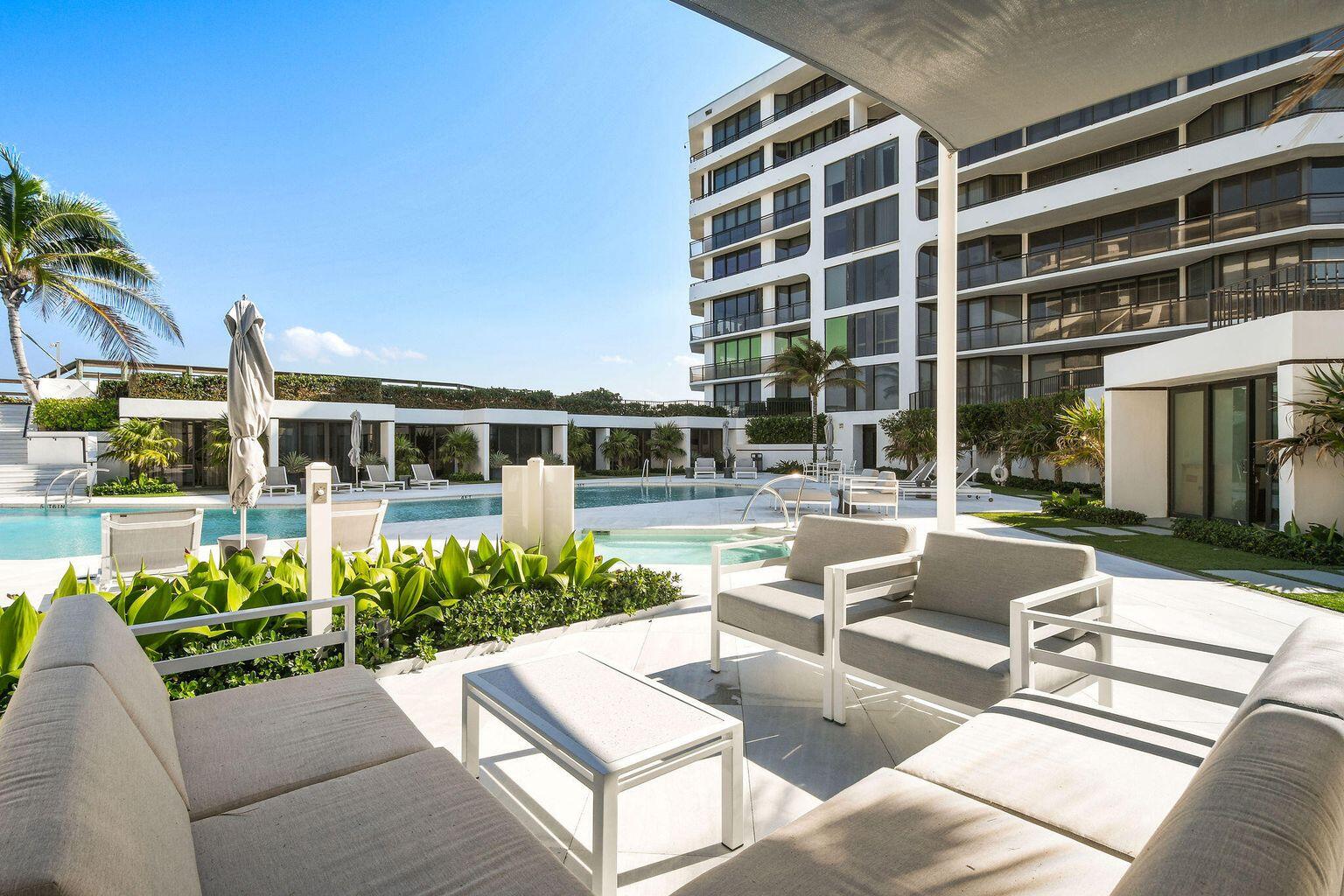 PALM BEACH HAMPTON CONDO - Residential