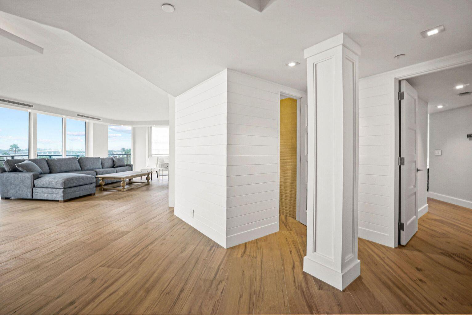 PALM BEACH HAMPTON CONDO - Residential