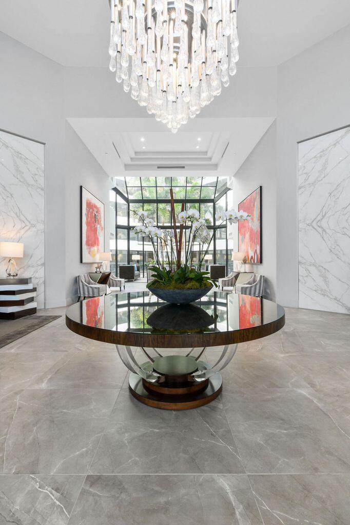 PALM BEACH HAMPTON CONDO - Residential