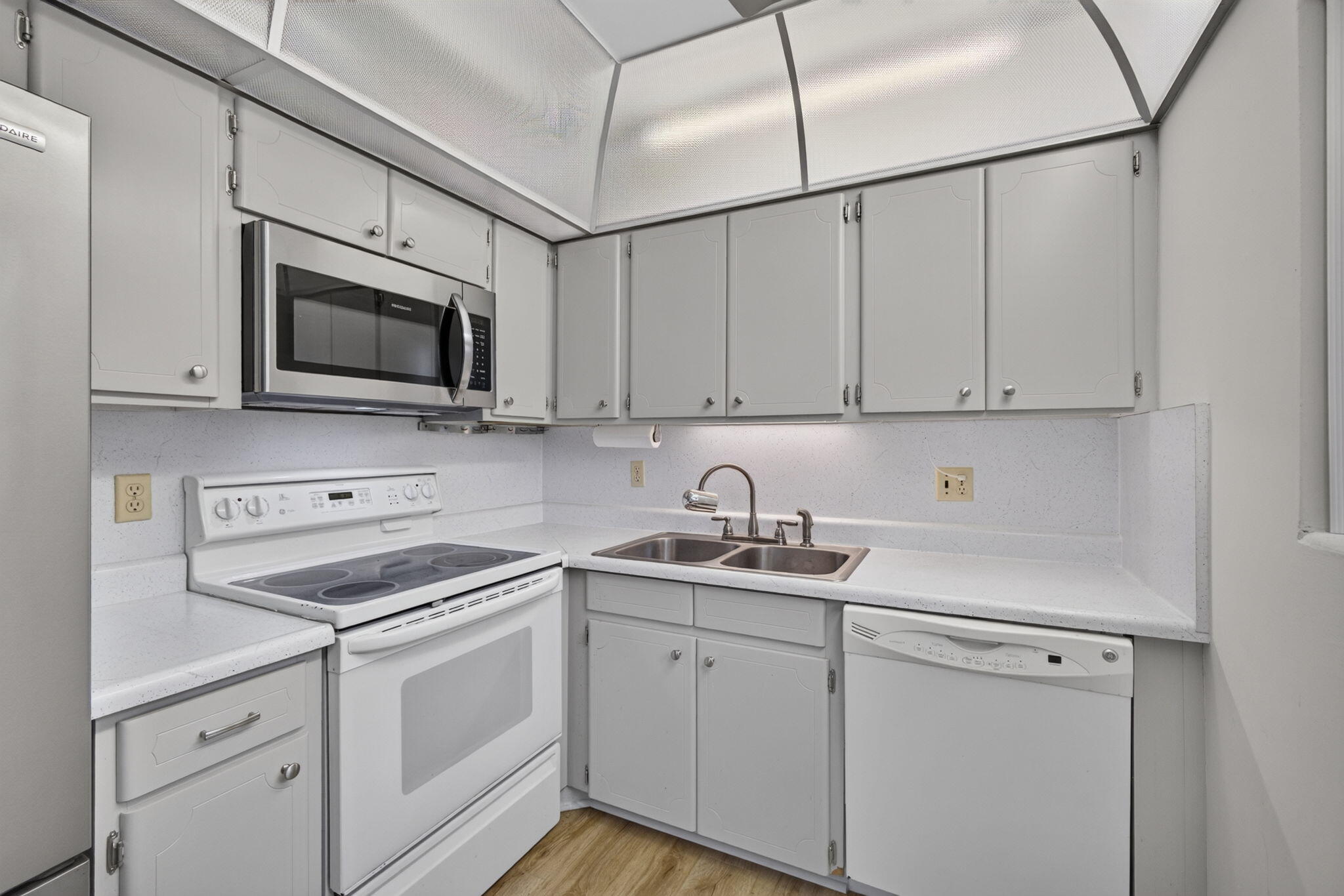 3280 Lake Osborne Drive #105