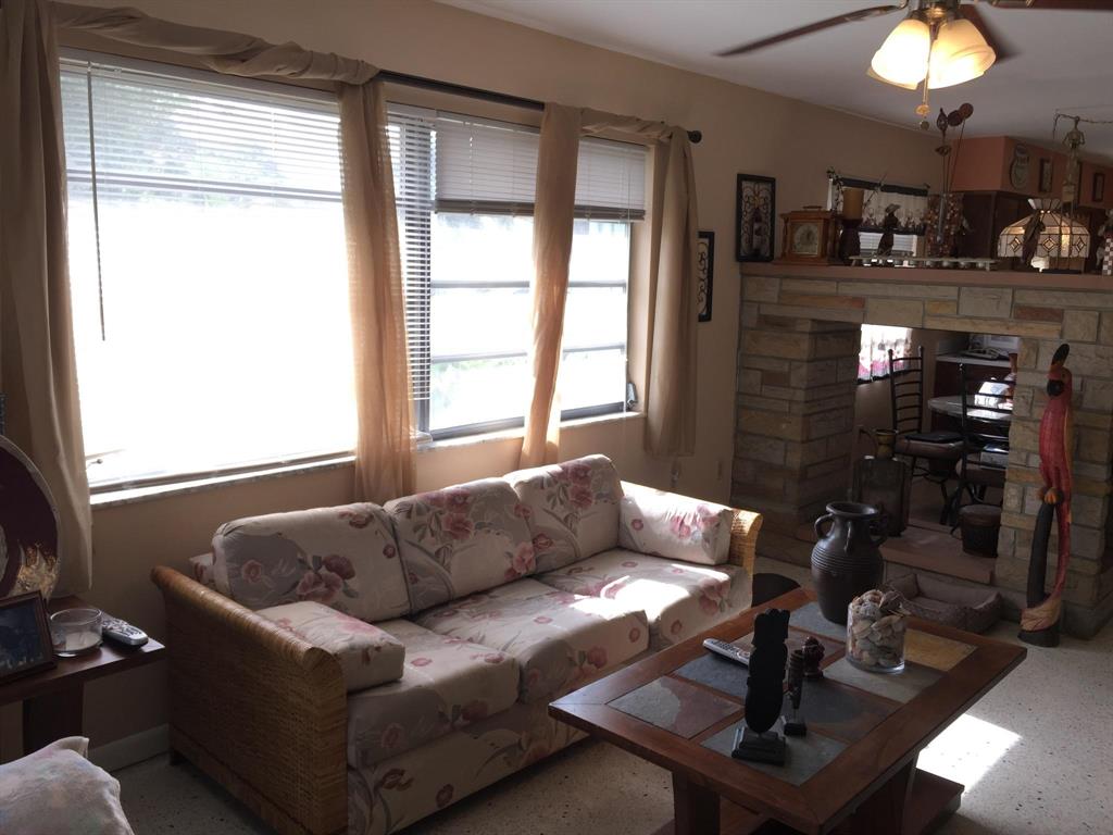 MARAVILLA COURT - Residential