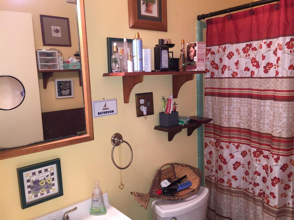 MARAVILLA COURT - Residential