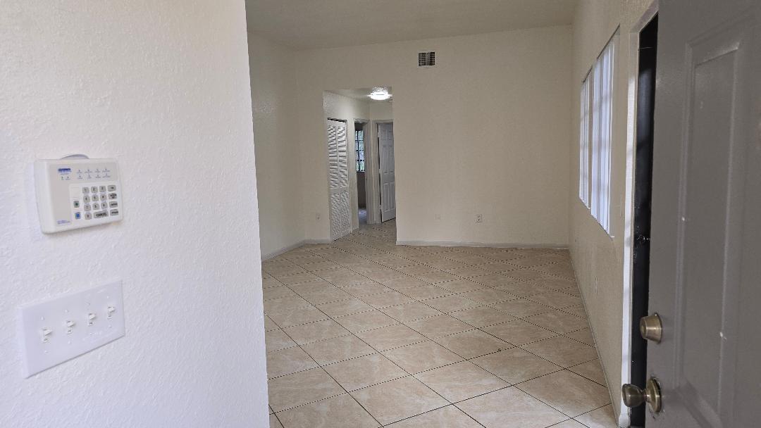 Riverside Villas At - Residential Lease