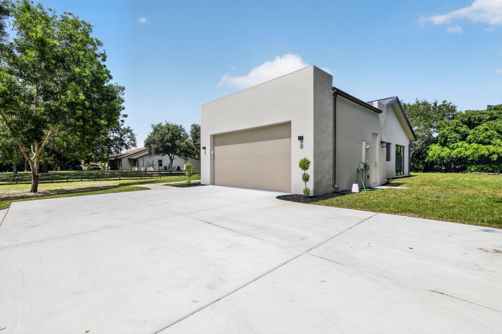 Photo of 5356 Colbright Road, Lake Worth, FL 33467 (MLS # B26046301)